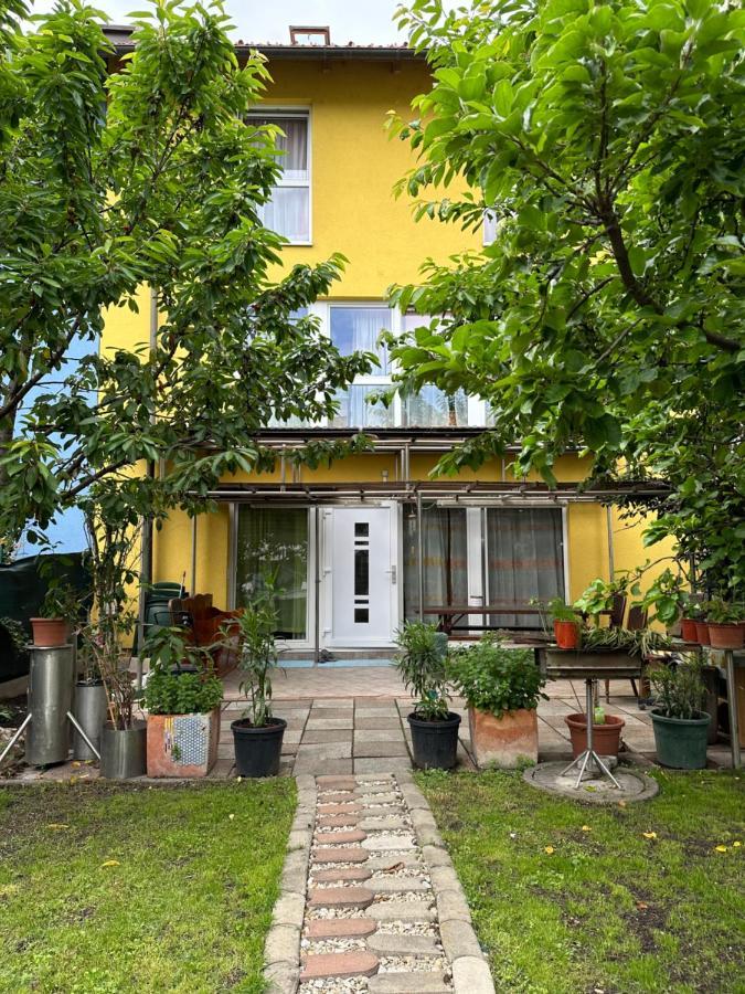 Апартаменты Kagran 1220 Wien Экстерьер фото